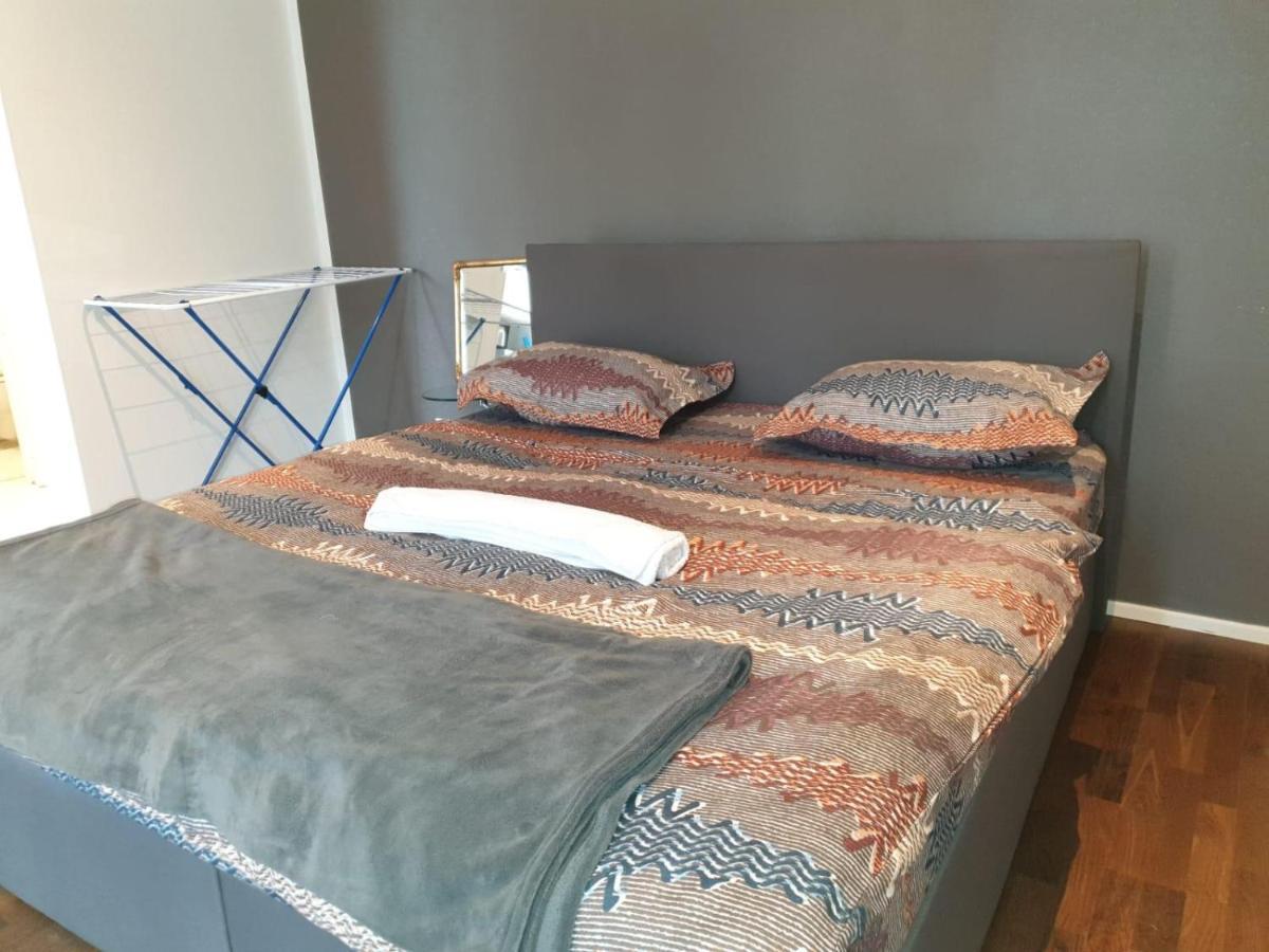 Deluxe Apartment 5P Mm A Vienna Esterno foto