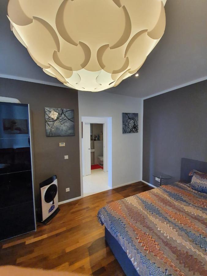 Deluxe Apartment 5P Mm A Vienna Esterno foto